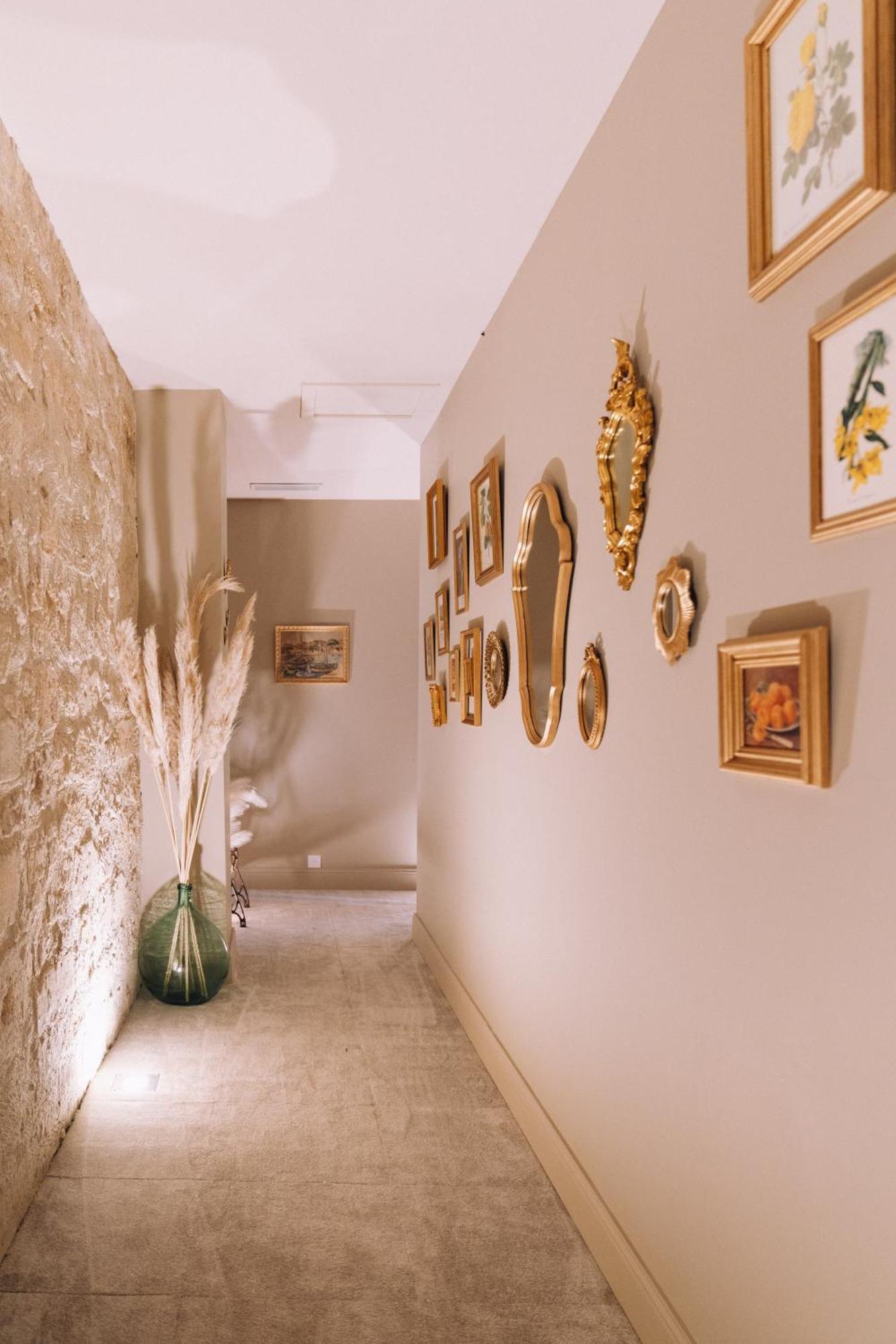 Le Jardin Des Cordeliers Bed and Breakfast Tarascon Exteriör bild