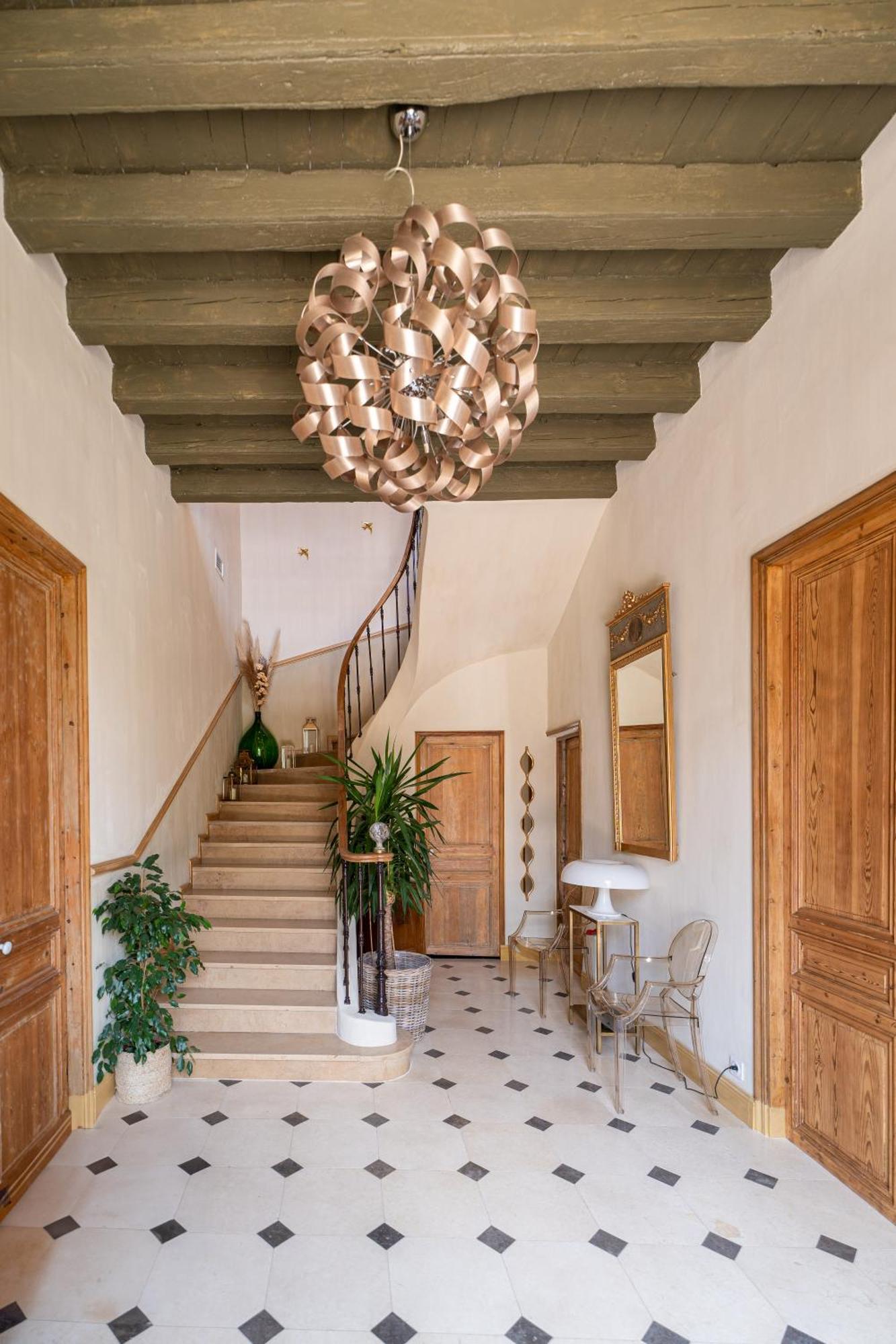 Le Jardin Des Cordeliers Bed and Breakfast Tarascon Exteriör bild